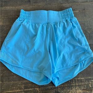 Size 2 Hotty Hot High-Rise Lined Short 4" in Baby Blue